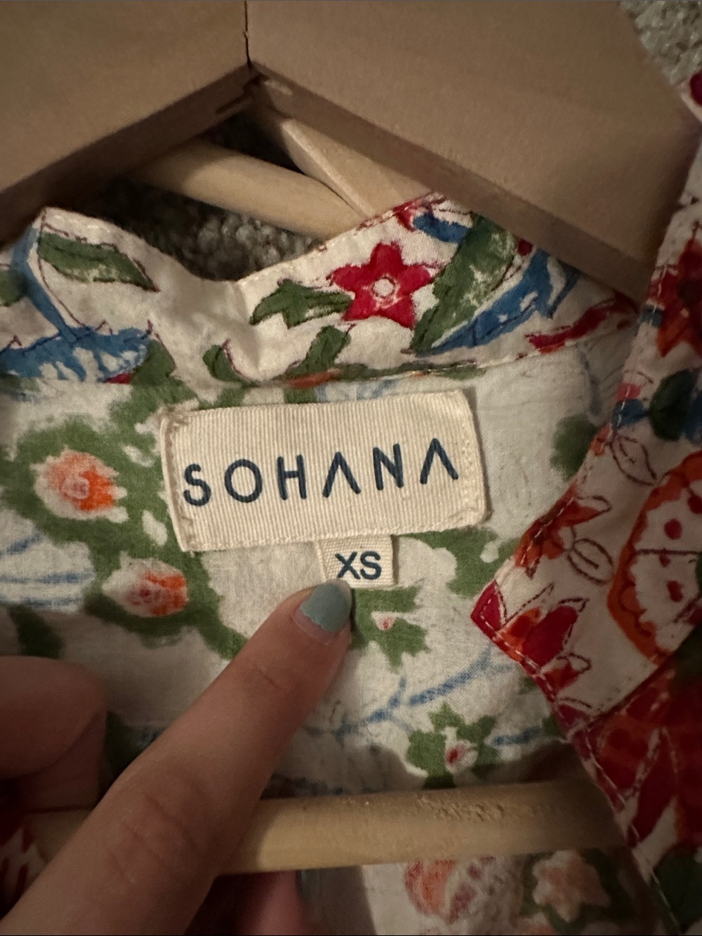 Sohana Floral Maxi Dress in Red and Cream - Picture 3 of 3